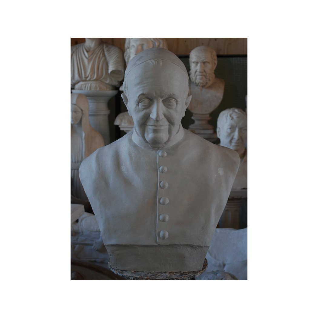 LB 198 Papa Francesco h. cm. 62